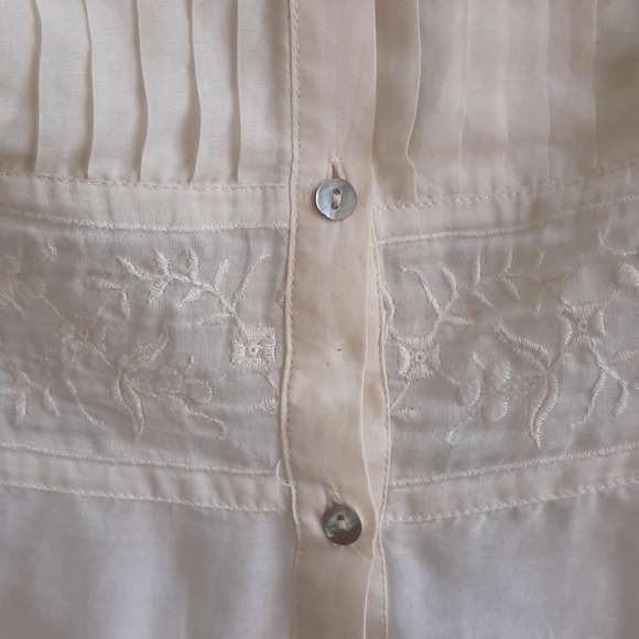 Blouse - Picture 2 of 13